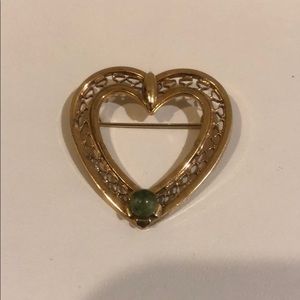 Catamore Gold filled heart brooch pin with jade
